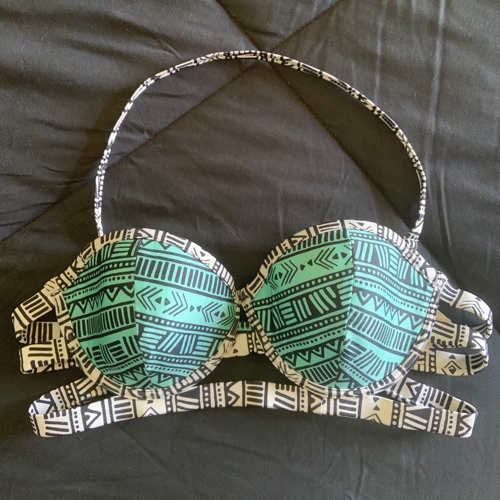 Xhilaration Swim Suit Top